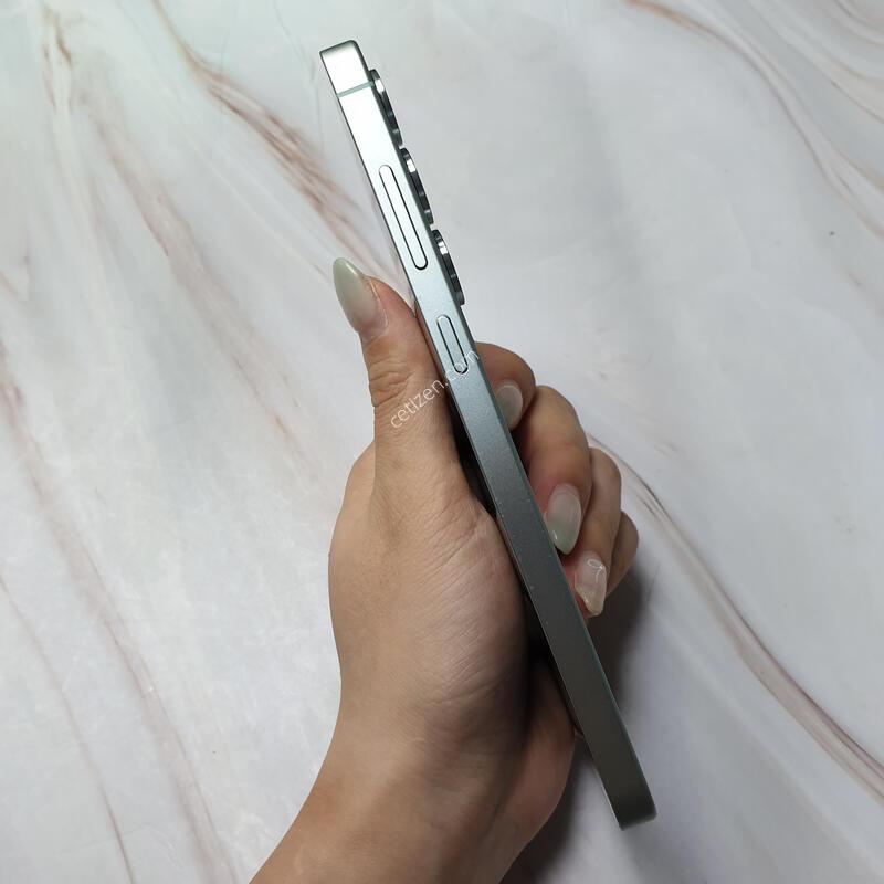 KT ������ S25+ 5G �׸� 256G S�� �Ǹ��մϴ�