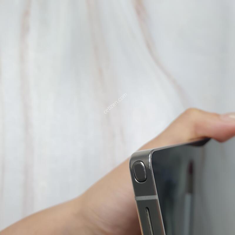 LG ������ S25��Ʈ�� ƼŸ���׷��� 512G A�� �Ǹ��մϴ�