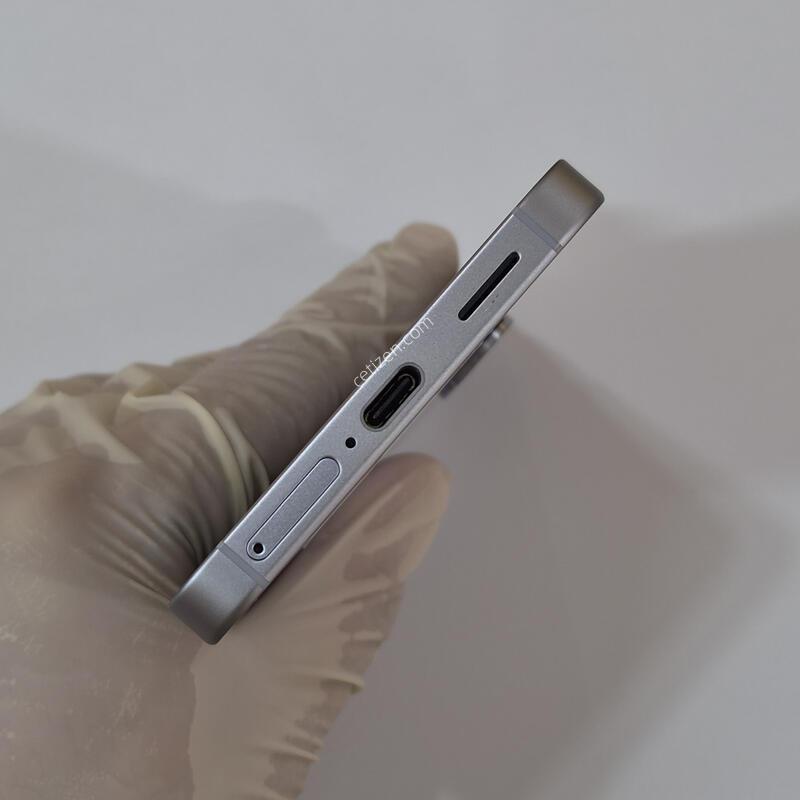 ������ S25 256GB ���̽����� 79741