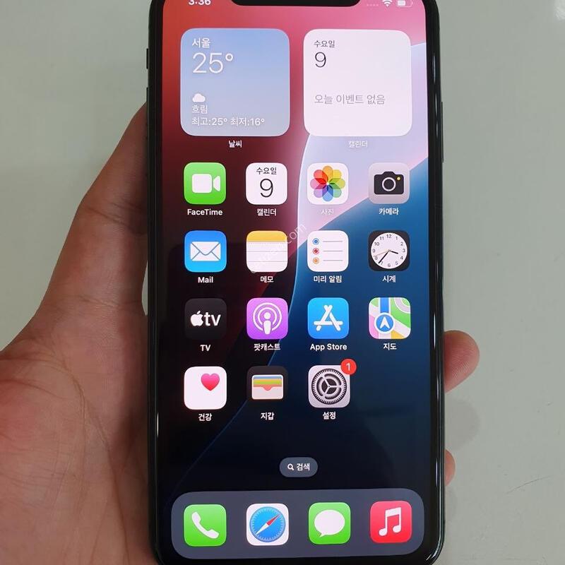 ������ XS Max 256G ���ܻ� ������ �߰��� �����