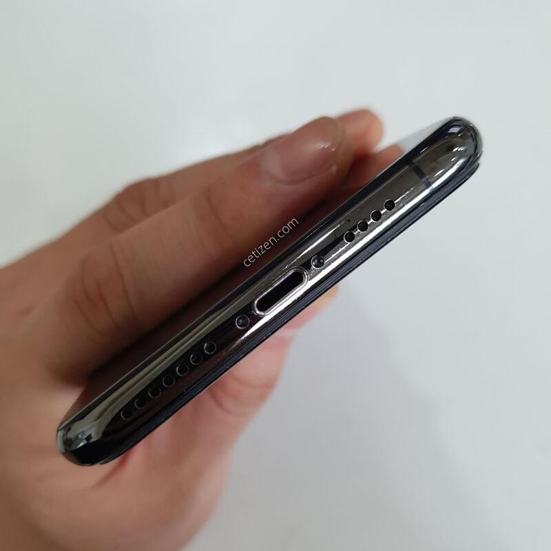 ������ XS Max 256G ���ܻ� ������ �߰��� �����