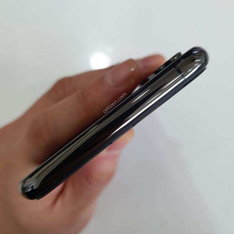 ������ XS Max 256G ���ܻ� ������ �߰��� �����