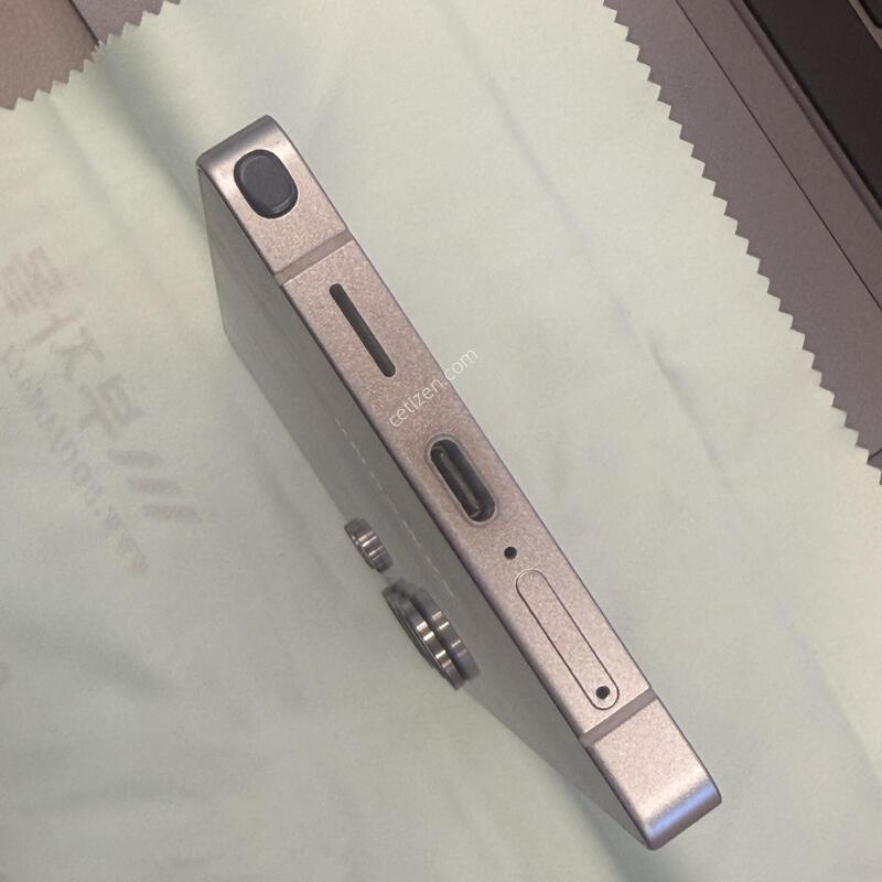 S25��Ʈ�� �ǹ����� 256GB �Ǹ��մϴ�