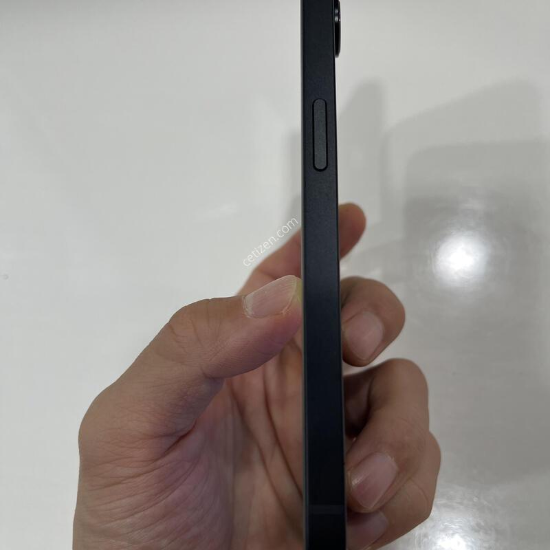������17e 256G S��