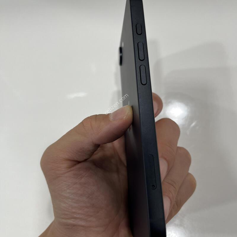 ������17e 256G S��