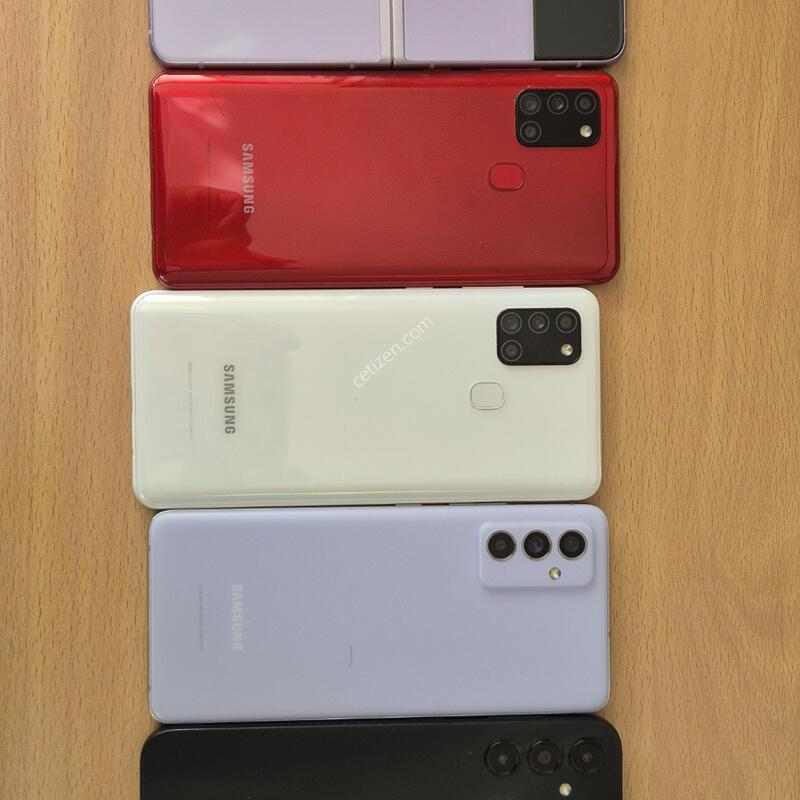 �����