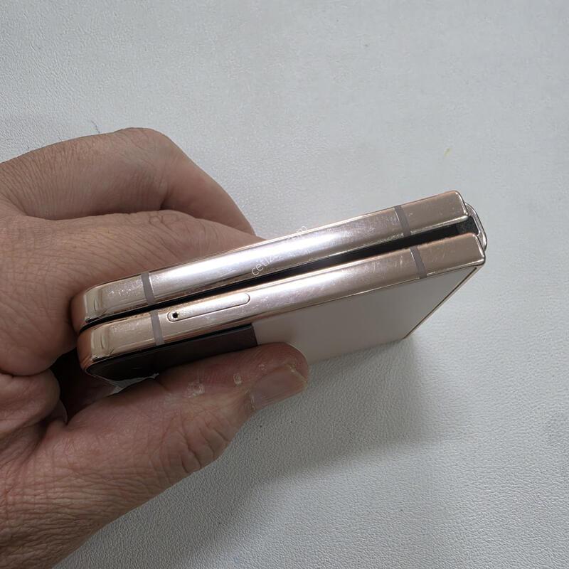 Z�ø�4 ��� 256GB