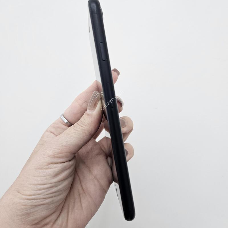 ������SE2 (64GB) 85% ����