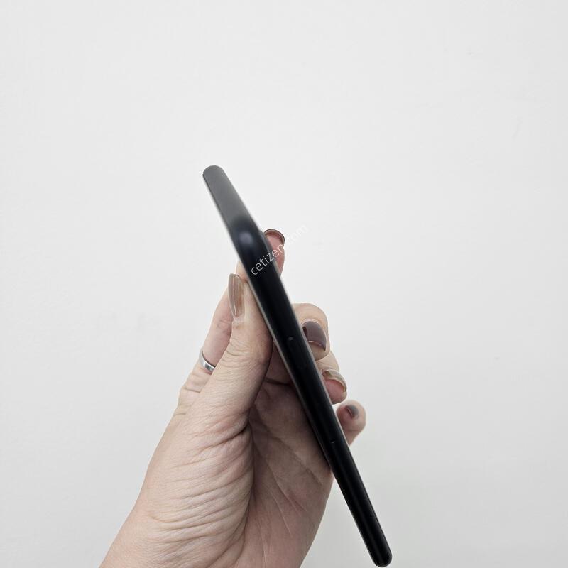 ������SE2 (64GB) 85% ����