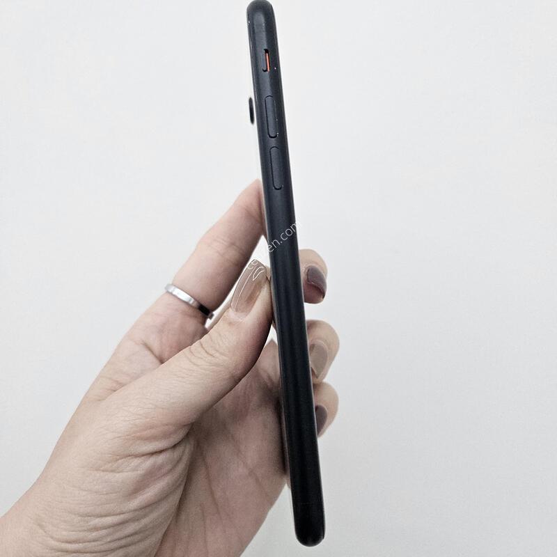 ������SE2 (64GB) 85% ����