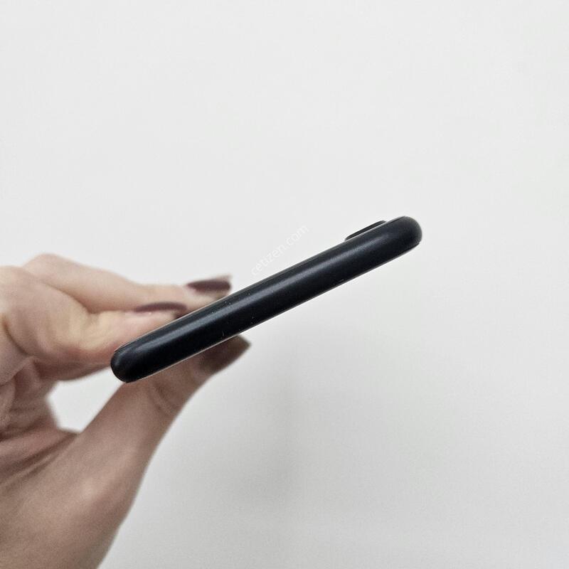 ������SE2 (64GB) 85% ����