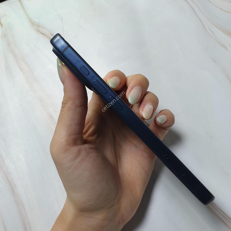 ������17���� ������ 256G ������ �Ǹ��մϴ�-���͸� 100%