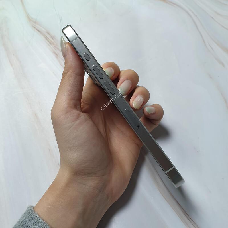 ������15���� ȭ��ƮƼŸ�� 256G ������ �Ǹ��մϴ�