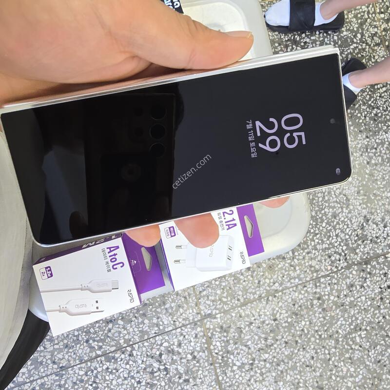 U+  ����5(F946) 512G ȭ��Ʈ���� ����� �˴ϴ�
