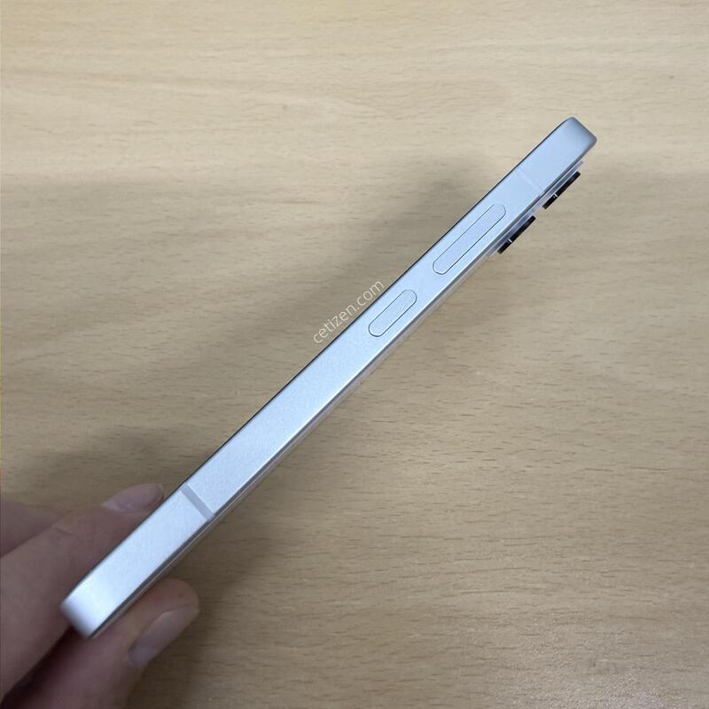 ���̺����ϸ�3 ȭ��Ʈ S�� 128GB