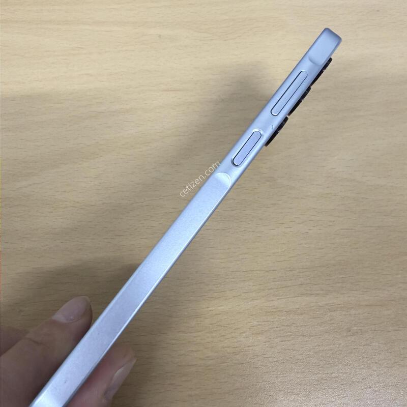 �����ù���4 ȭ��Ʈ A�� 128GB