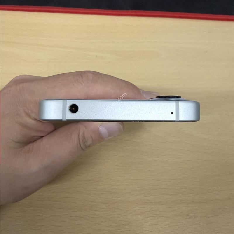 ���̺����ϸ�3 ȭ��Ʈ S�� 128GB
