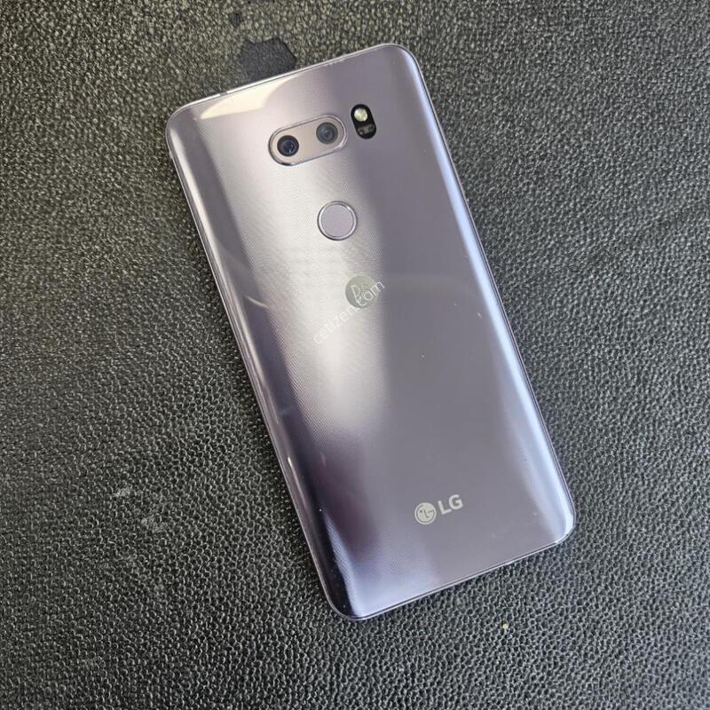 ������ ����V30S �������� �ܸ��� �߰���