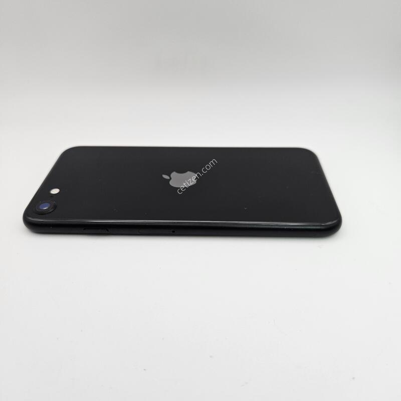 ������SE 2����/ƯS��/���͸�����74%/256GB