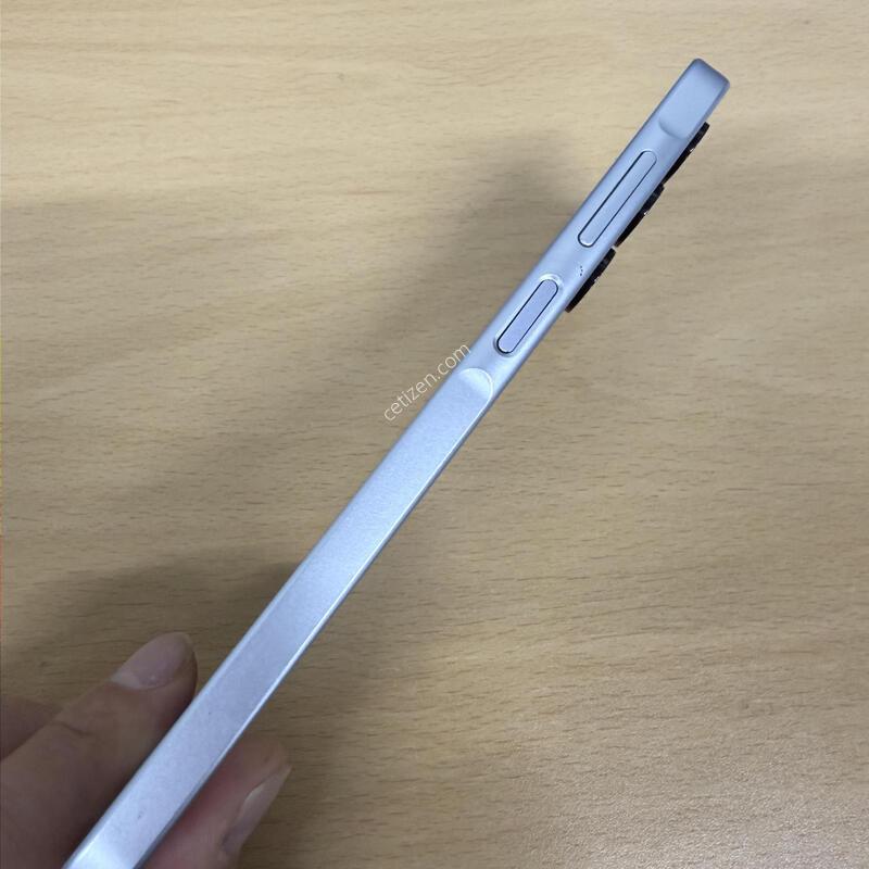 �����ù���4 ȭ��Ʈ A�� 128GB