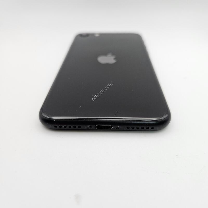 ������SE 2����/ƯS��/���͸�����74%/256GB