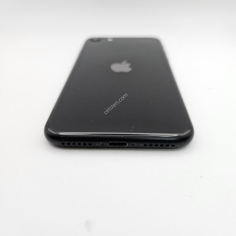 ������SE 2����/ƯS��/���͸�����74%/256GB