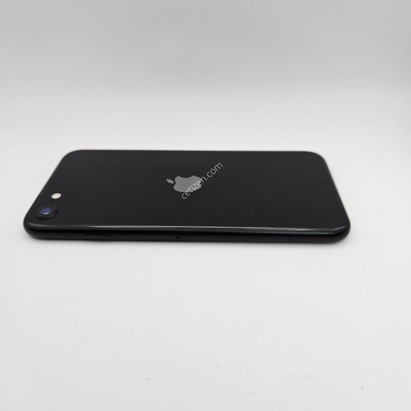 ������SE 2����/ƯS��/���͸�����74%/256GB