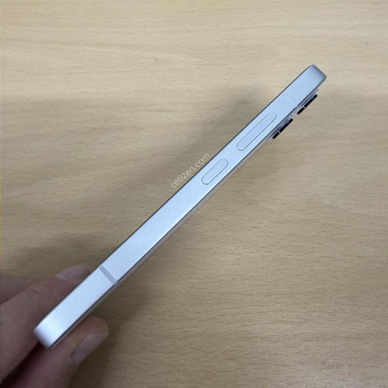 ���̺����ϸ�3 ȭ��Ʈ S�� 128GB
