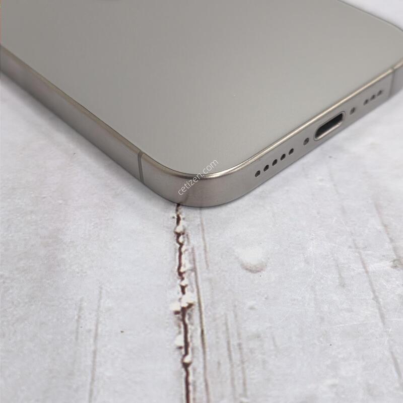 15���� 256GB