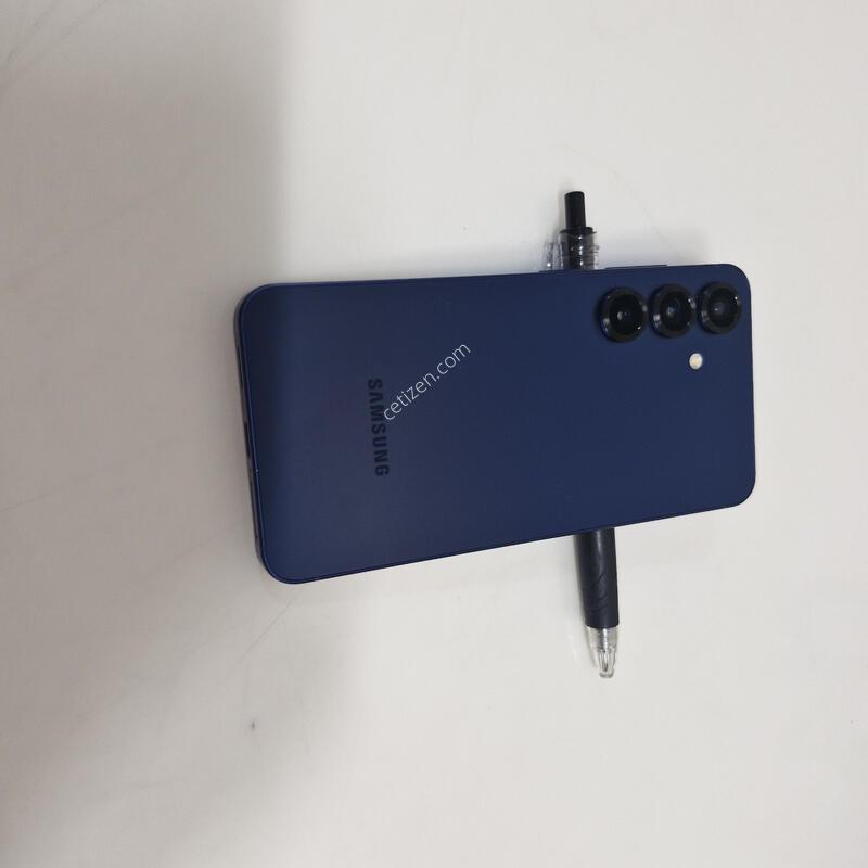 �ǻ��18���� ����ǰ�� S25���̺�512GB