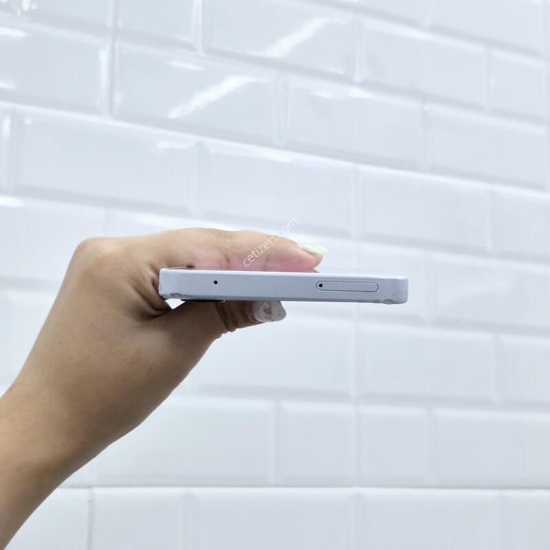 ������A35 ���̽����� 128GB