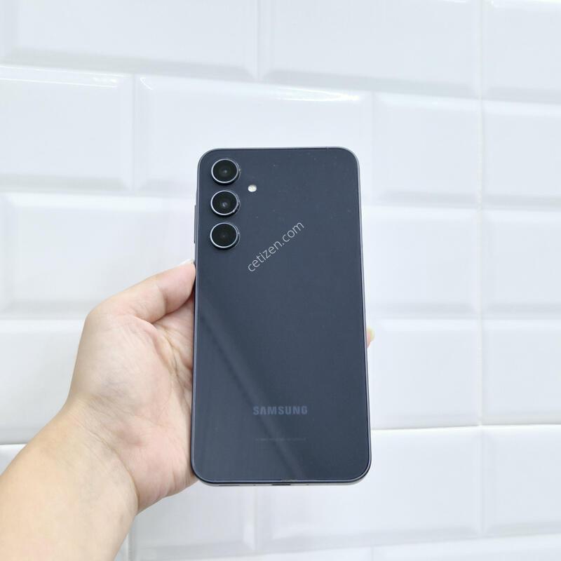 ������A35 ���� 128GB