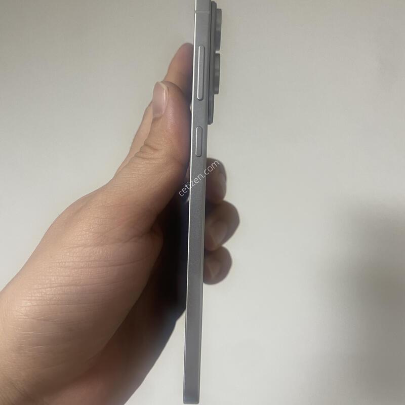 ������ S25���� �ǹ� SS�� 512�Ⱑ �˴ϴ�
