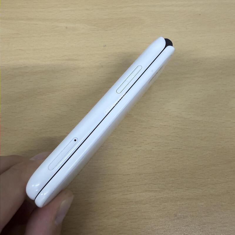 ��Ÿ������ ȭ��Ʈ A�� 32GB