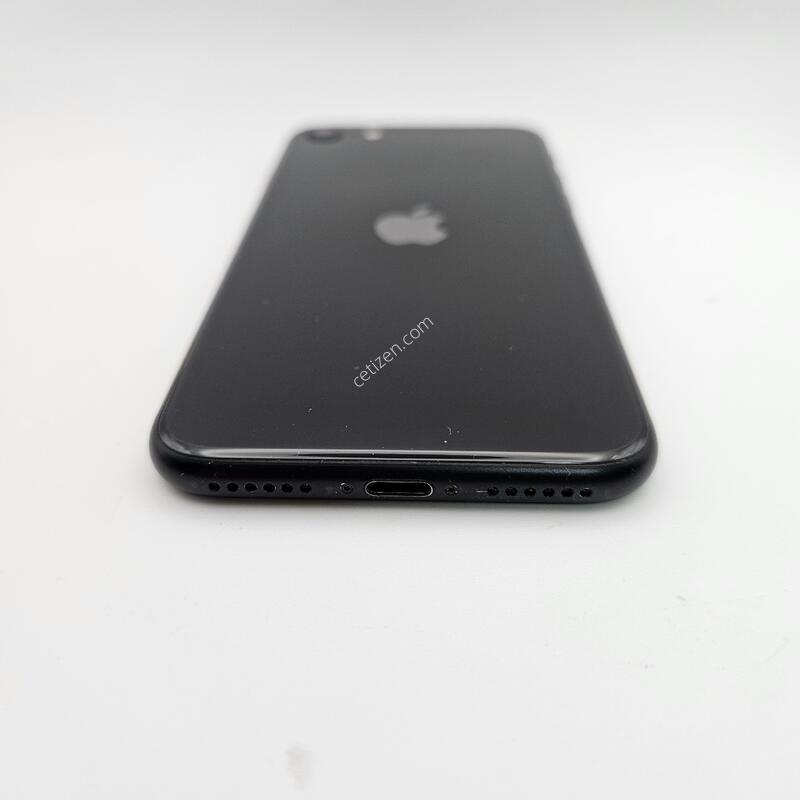 ������SE 2����/ƯS��/���͸�����74%/256GB