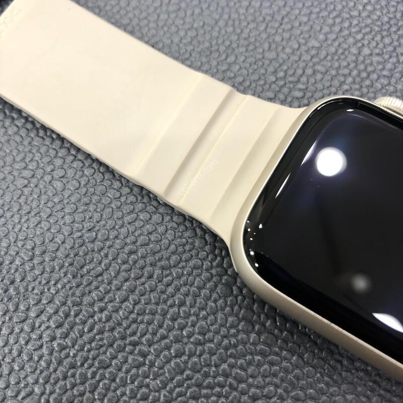 ���ÿ�ġ �ø��� 8 LTE �˷�̴� 45mm ƯA��,���͸����� 88%