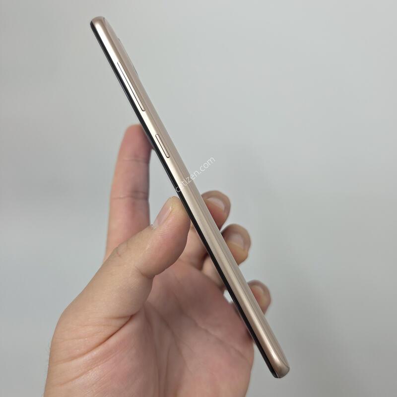 ������ ���̵�4 32GB ���