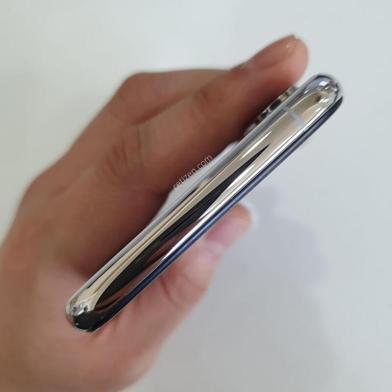 ������ XS 256G ���ܻ� ������ ������ �߰��� �����