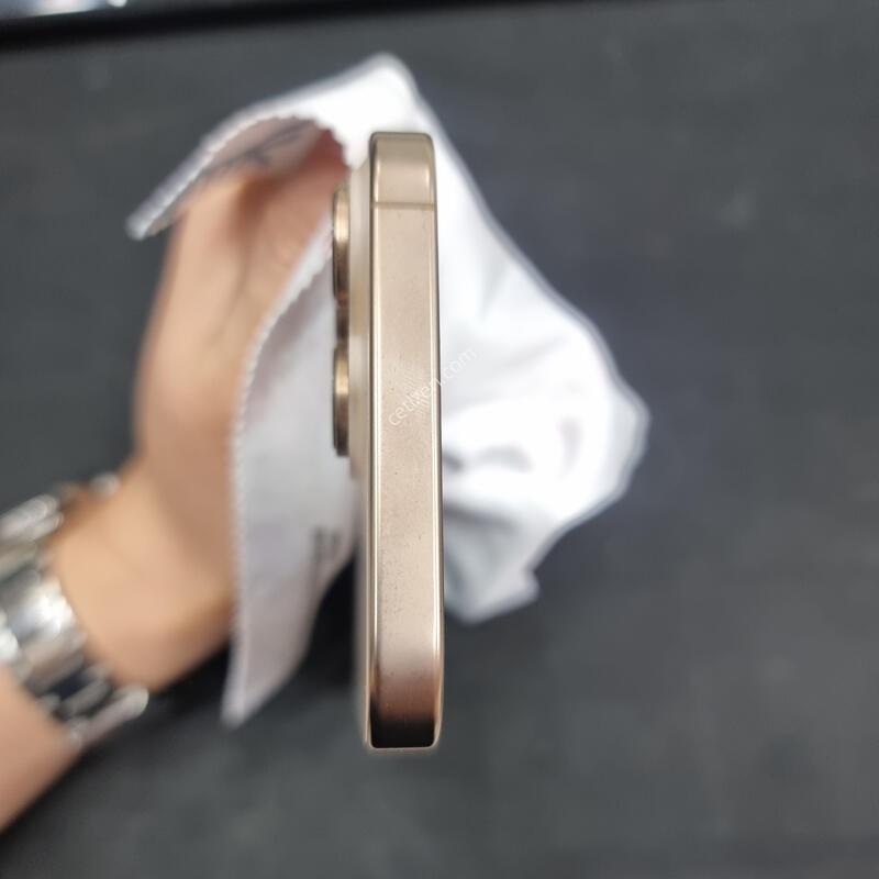 ������ 16 ���θƽ� 256GB ����Ʈ ƼŸ��