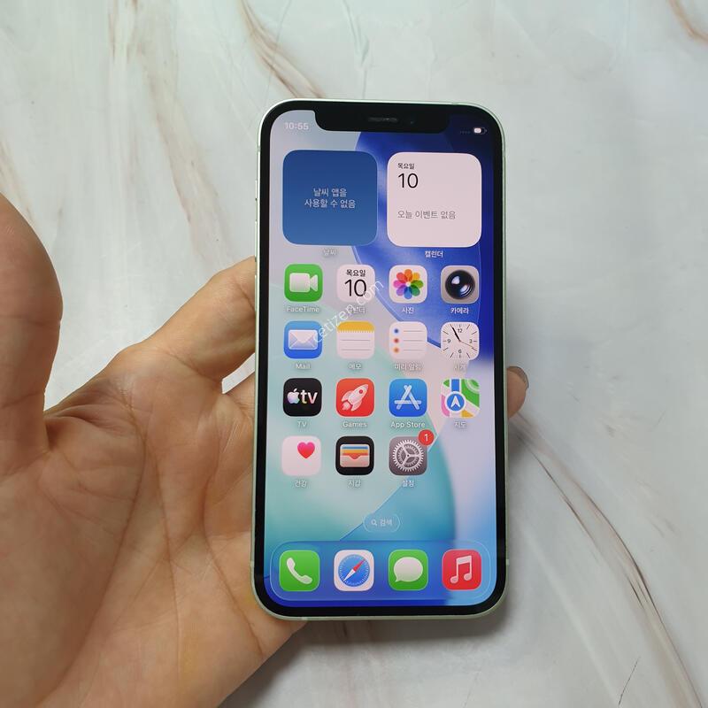 ������ 12�̴� �׸� 64G A�� �Ǹ��մϴ�
