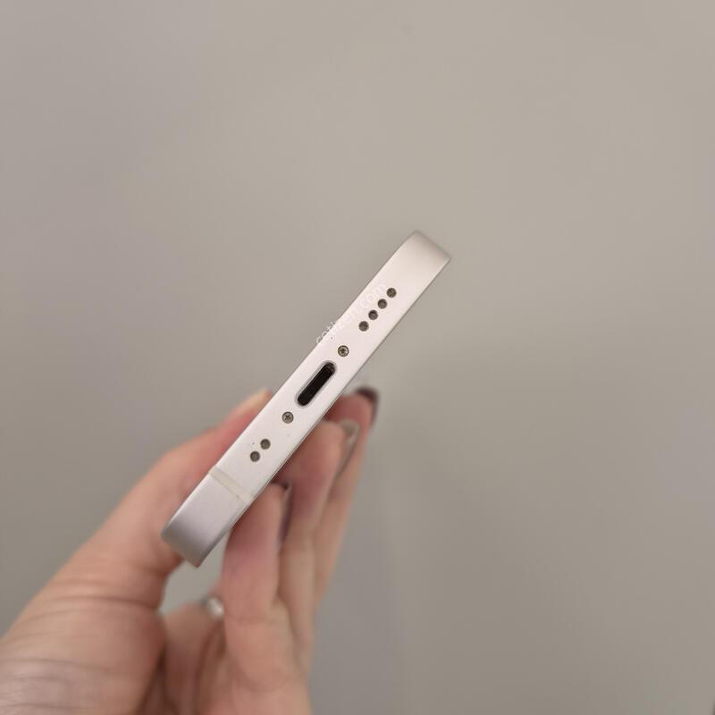 ������13�̴� 128G ����80% 37672