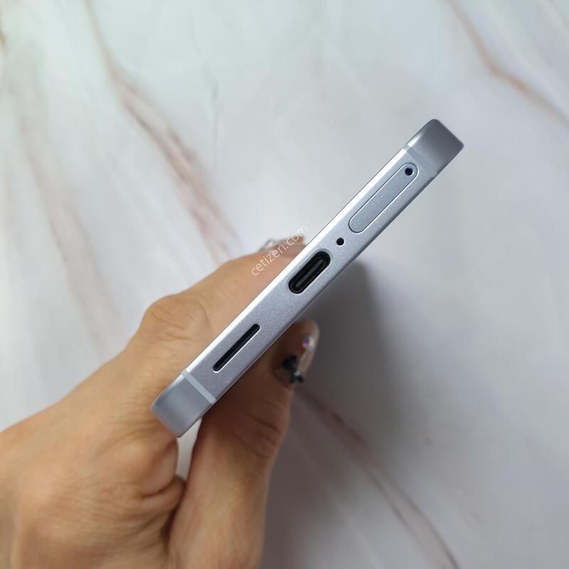 SK ������ S25 ���� 256G S�� �Ǹ��մϴ�