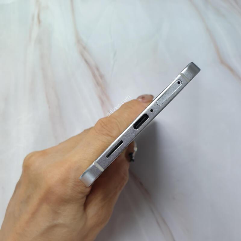 SK ������ S25���� �ǹ� 256G S�� �Ǹ��մϴ�
