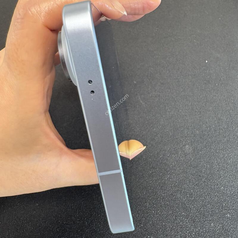 ������ S26 ��Ʈ��_256G(���̽�����) �Ǹ��մϴ�.