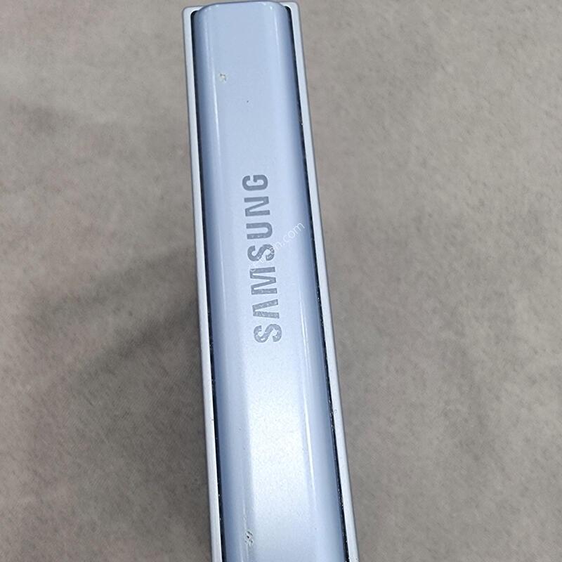 �ø�6  512G �˴ϴ�