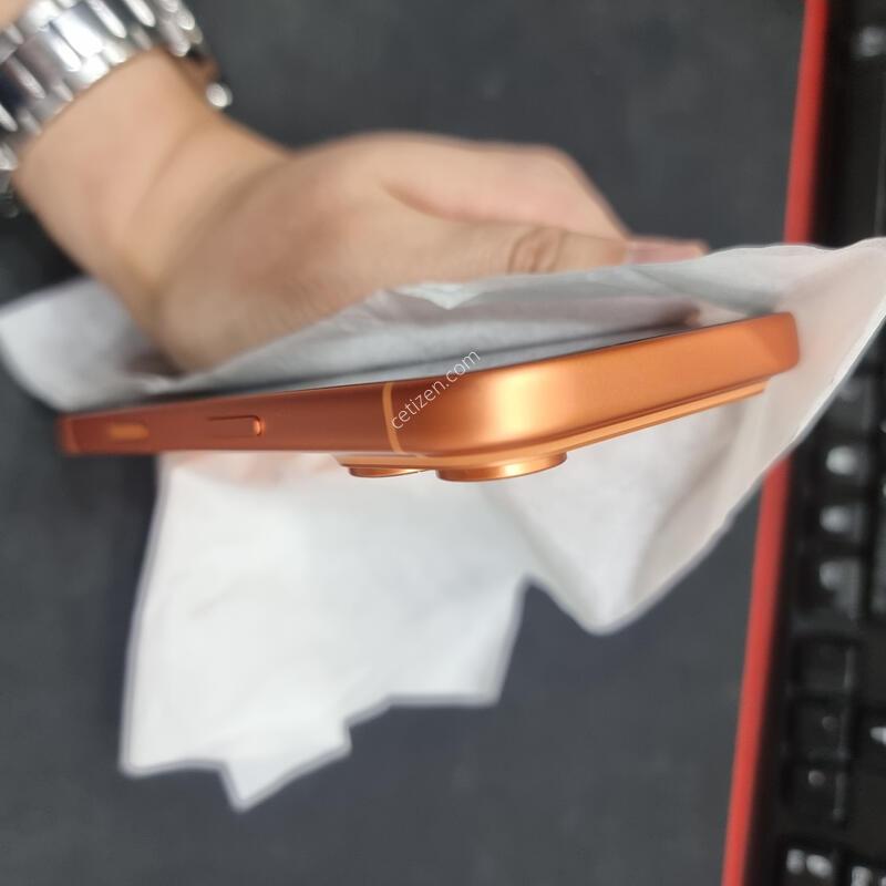 ������ 17 ���� 256GB �ڽ��� ������