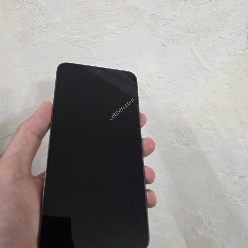S24�÷��� LCD��