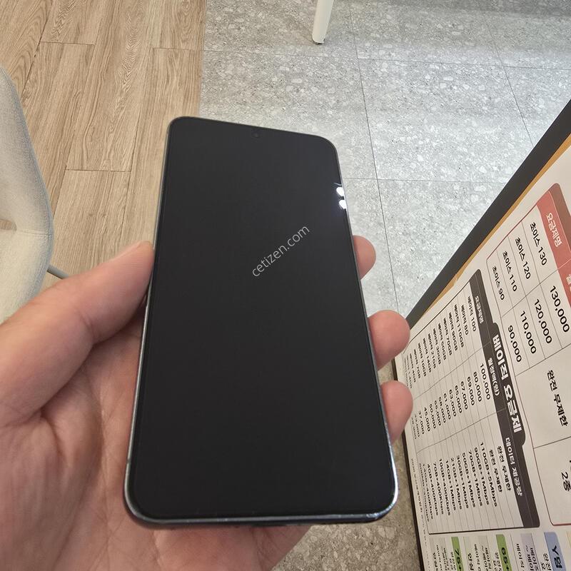 ������ S23 �׸�256�Ⱑ s�� �Ⱦƿ�~