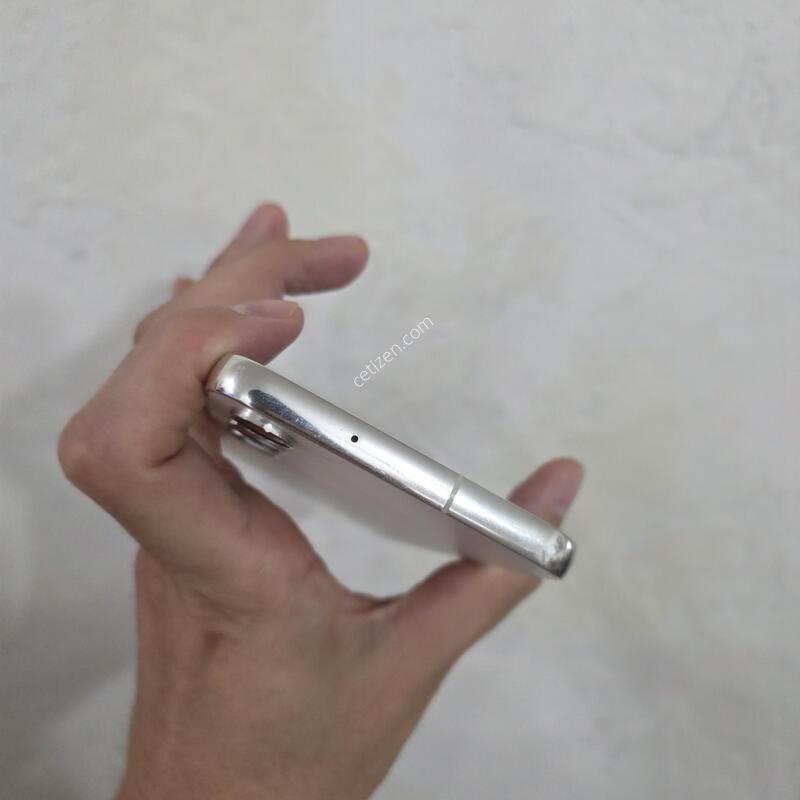 S23�÷��� ũ������