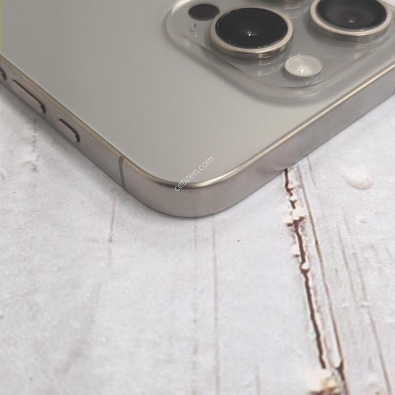 15���� 256GB